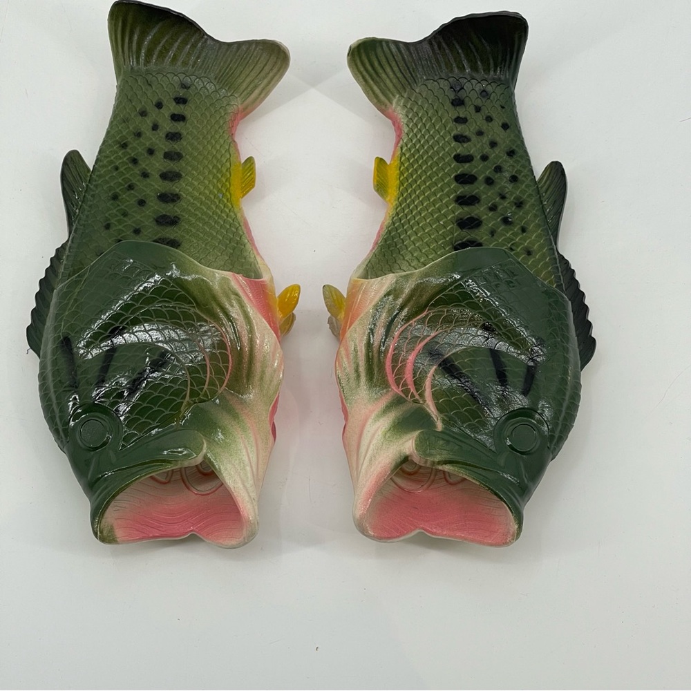 FISH SLIDES , SO COOL AND GOOD CONDITION, SIZE 9/10W, PREOWNED